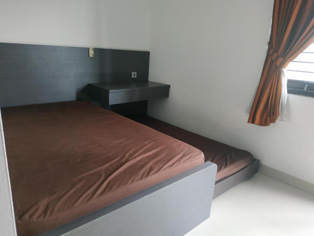Oyo 90438 Mampang 34 Residence Джакарта Экстерьер фото