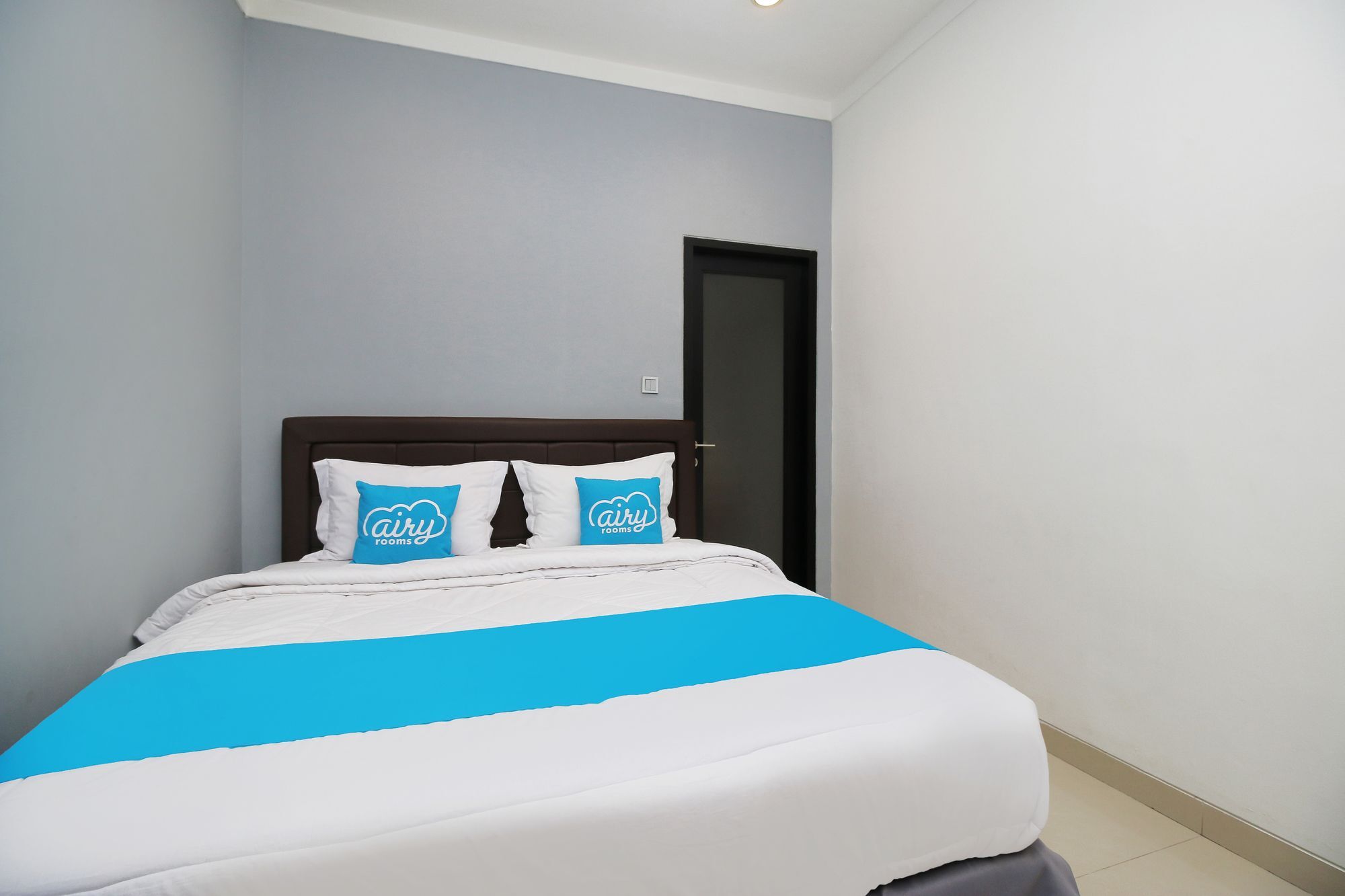 Oyo 90438 Mampang 34 Residence Джакарта Экстерьер фото